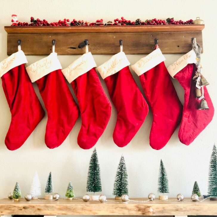 holiday christmas stocking stuffers