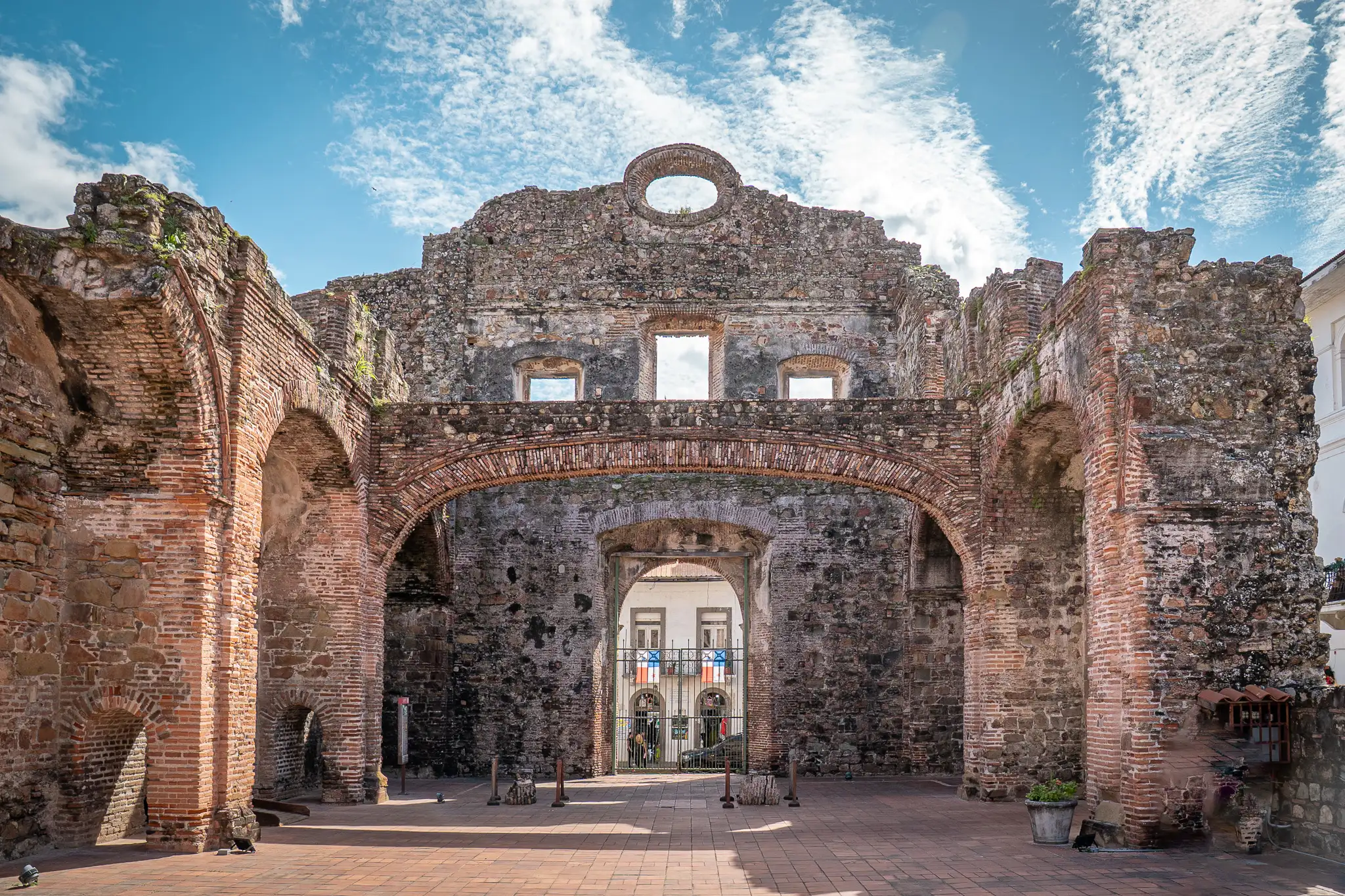 arco chato panama city casco viejo