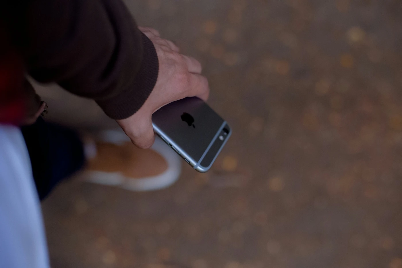 what to do when someone steals your iphone